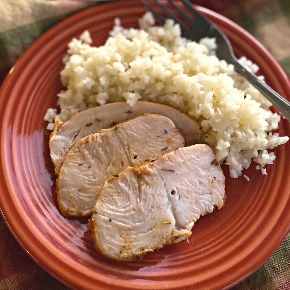 Easy Turkey Tenderloin: Flavorful Dinner Ready in Under 60 Minutes
